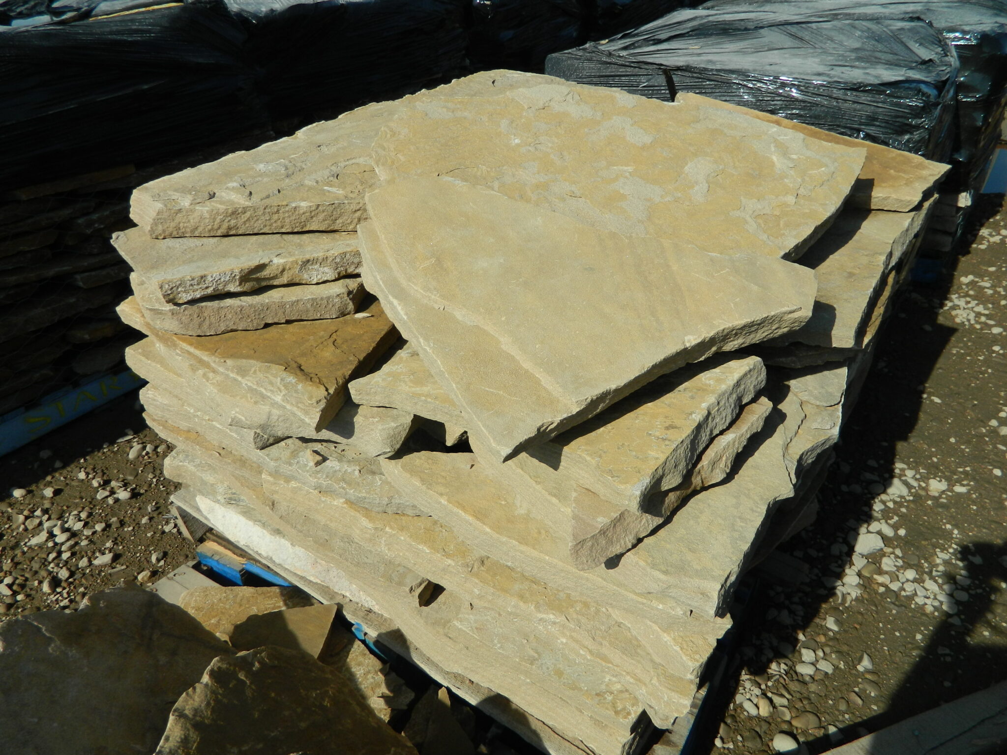 Flagstone & Building Stone – Bedrock Landscaping
